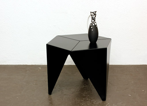 Prismatic Table von I. Noguchi