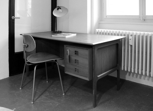 Dänischer Schreibtisch