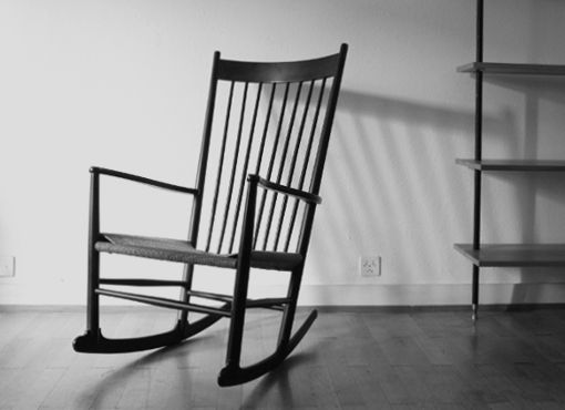 Schaukelstuhl von Hans Wegner Schaukelstuhl von Hans Wegner