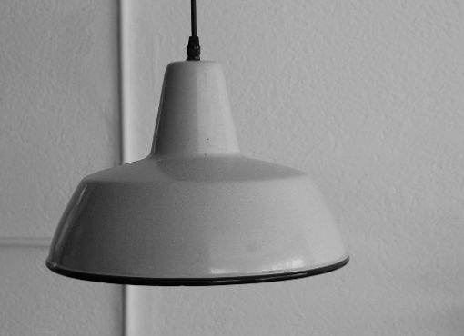 Emaillierte Deckenlampe Emaillierte Deckenlampe