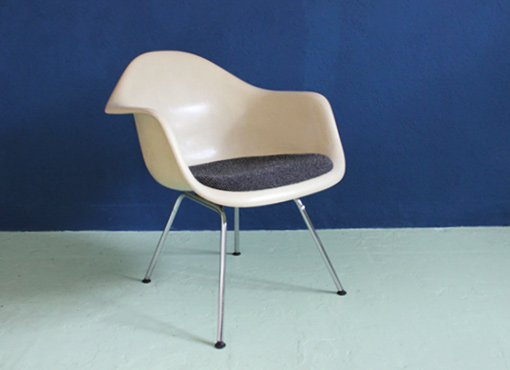 Eames Fiberglass Armchair