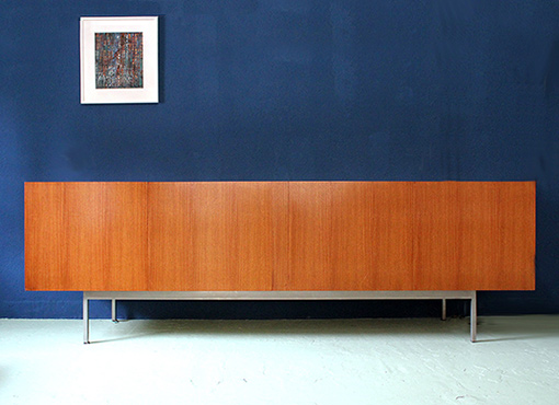 Sideboard „B40“ von Dieter Waeckerlin