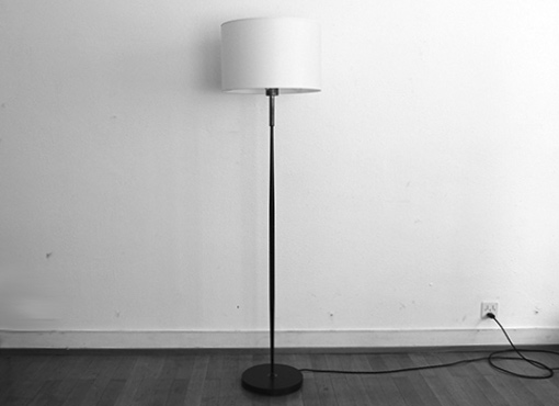 Französische Stehlampe aus den 1950er Jahren Französische Stehlampe aus den 1950er Jahren