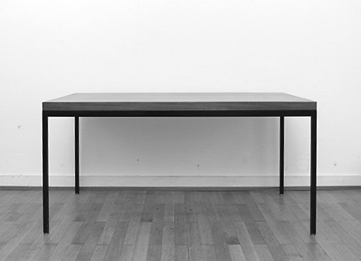 Allzwecktisch von Dieter Waeckerlin Allzwecktisch von Dieter Waeckerlin