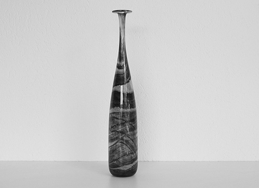 Flaschenvase von Michael Harris Flaschenvase von Michael Harris