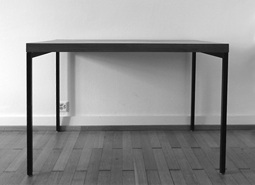 Allzwecktisch von Dieter Waeckerlin Allzwecktisch von Dieter Waeckerlin