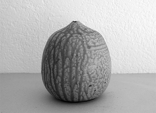 Vase mit Laufglasur Vase mit Laufglasur