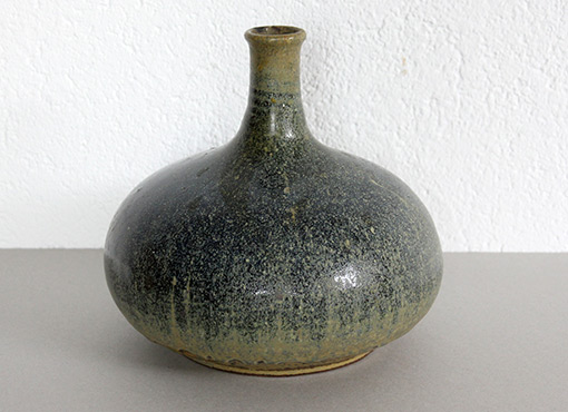 Flaschenförmige Vase