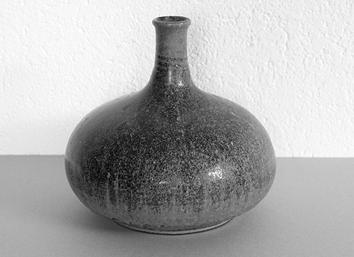 Flaschenförmige Vase Flaschenförmige Vase