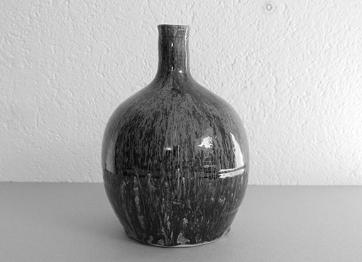 Vase mit Laufglasur Vase mit Laufglasur