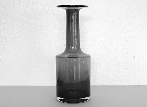Grosse Flaschenvase von Hans Theo Baumann Grosse Flaschenvase von Hans Theo Baumann