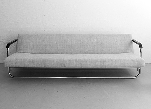 Sofa von Aino und Alvar Aalto