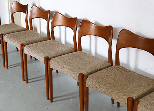 6 Stühle von Arne Hovmand-Olsen 6 Stühle von Arne Hovmand-Olsen