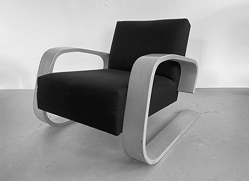 Sessel 400 von Alvar Aalto