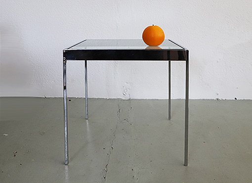 Beistelltisch von Dieter Waeckerlin Beistelltisch von Dieter Waeckerlin