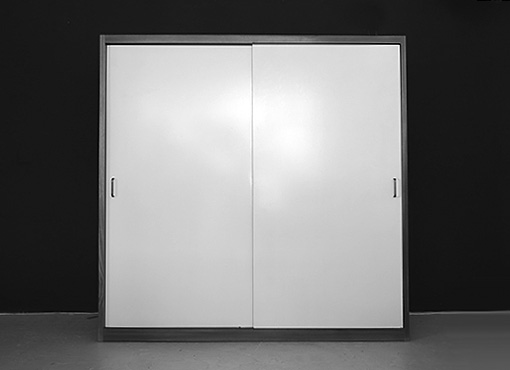 Kleiderschrank mit Schiebetüren Kleiderschrank mit Schiebetüren