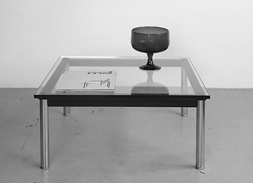 LC10 Clubtisch von Le Corbusier, Perriand & Jeanneret