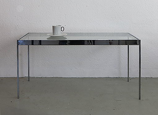Beistelltisch von Dieter Waeckerlin