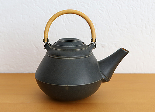 Keramik–Teekanne